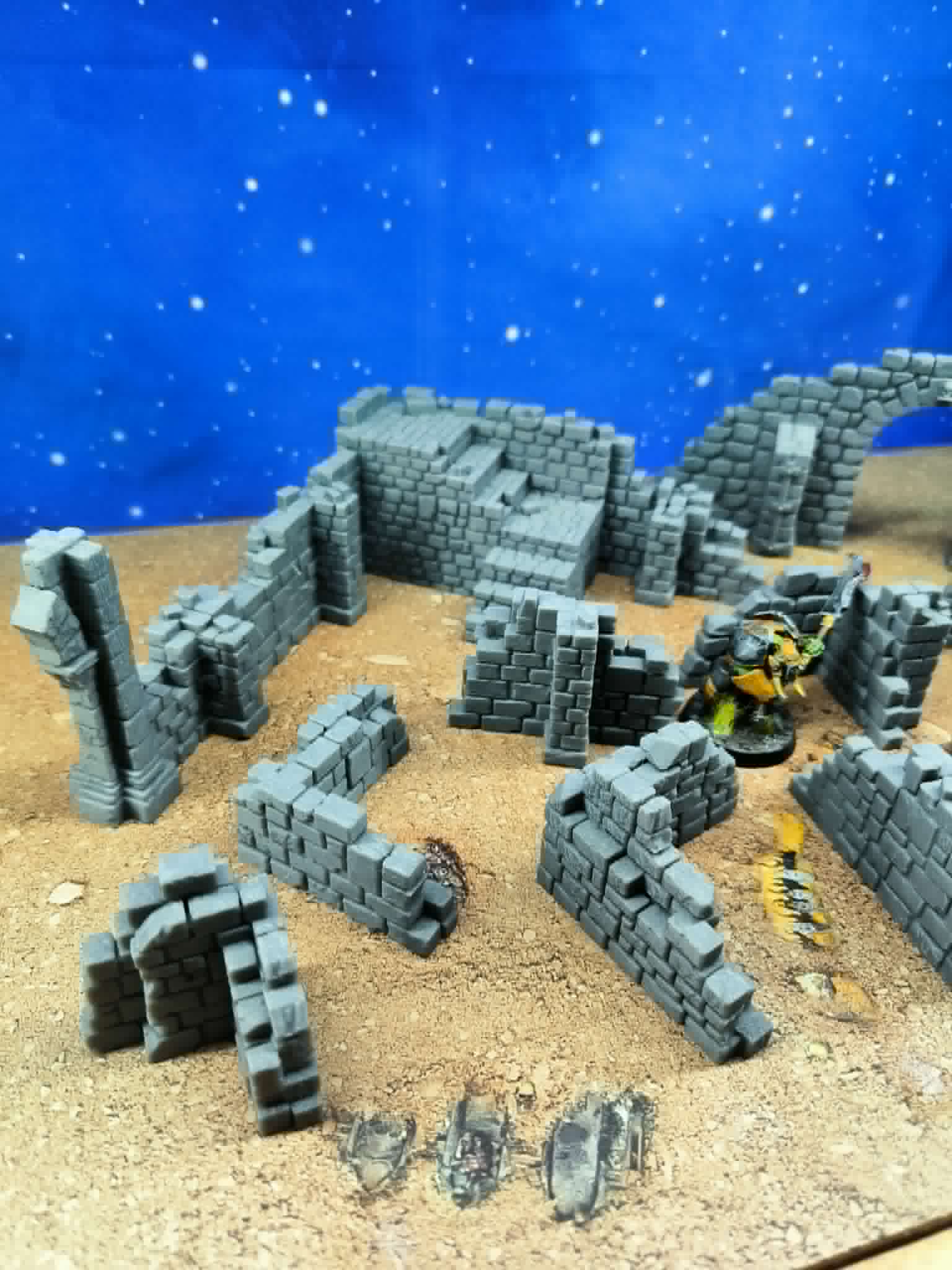 Ancient Ruins : set de murs de pierre en ruines pour wargame 2