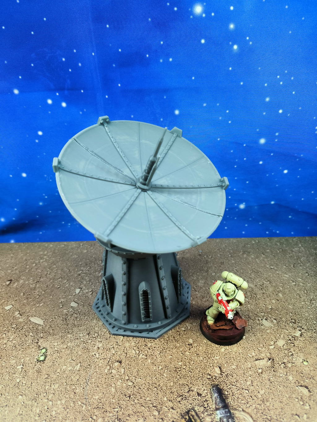 Fortress : Antenne de communication militaire pour wargame 1