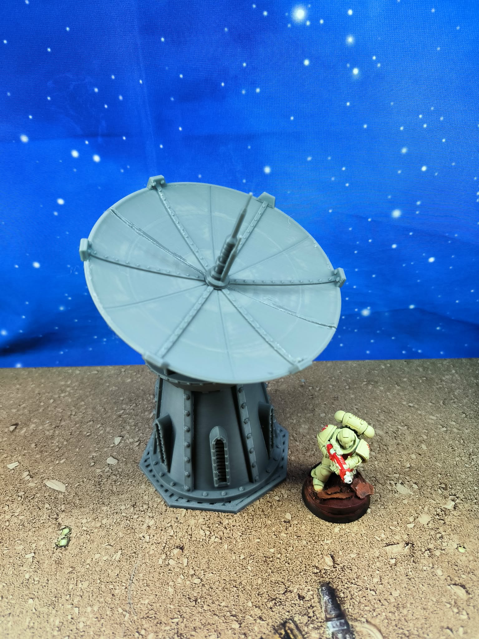 Fortress : Antenne de communication militaire pour wargame 1