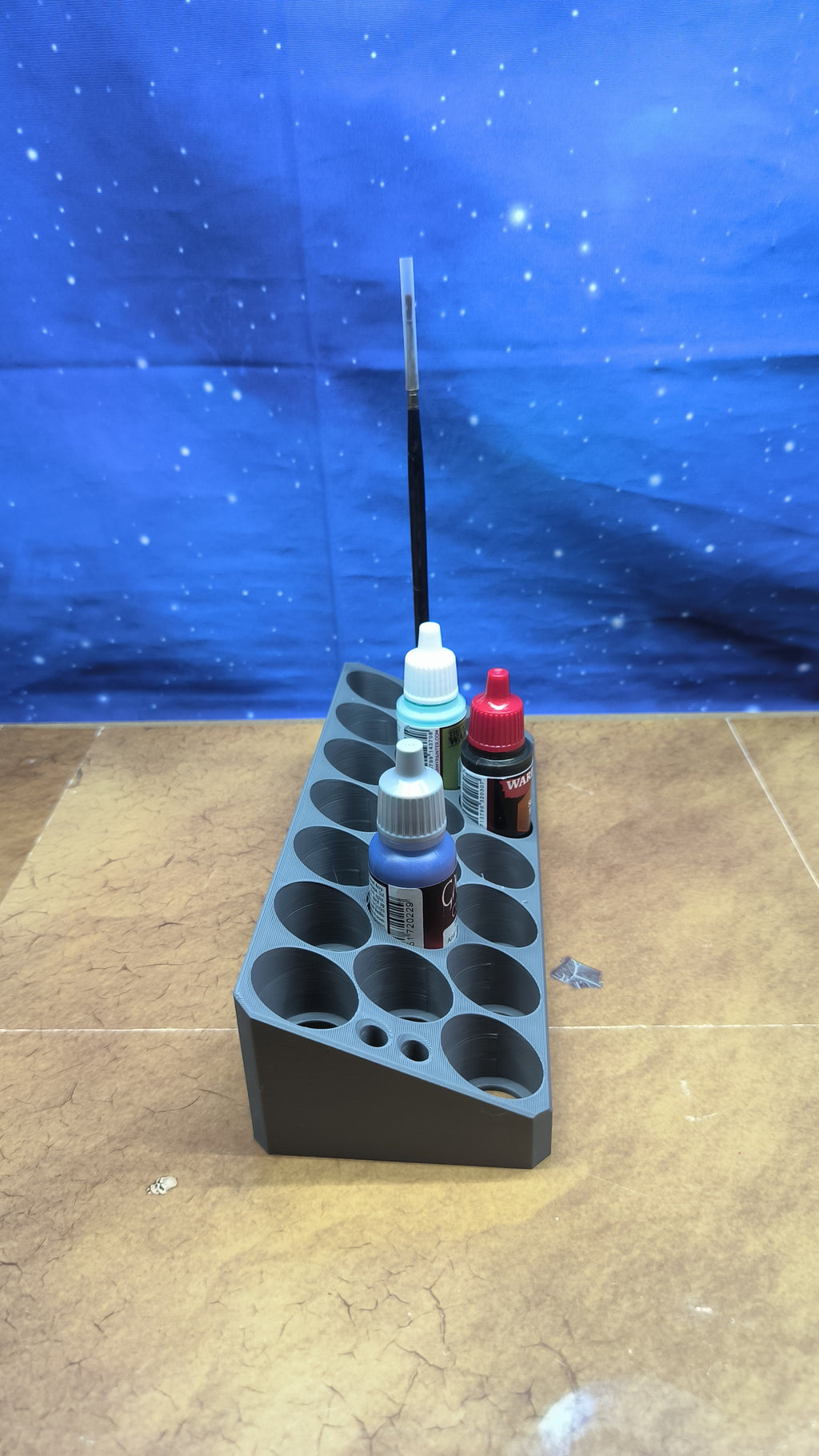 Support peintures Army painter Vallejo : support pour 24 pots de peinture Army painter ou Vallejo