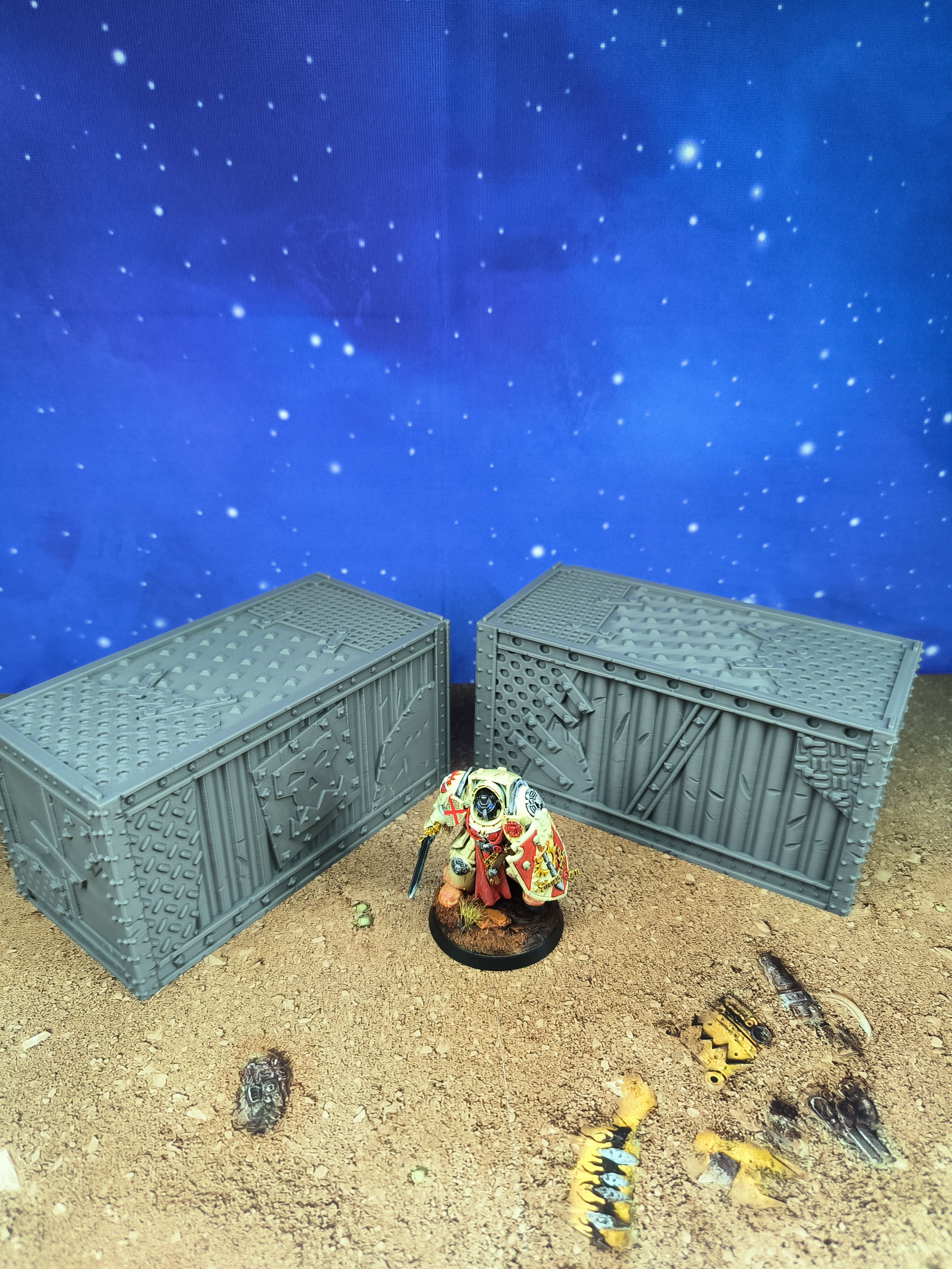 Green skin : duo de containers rafistolé pour table de jeu wargame