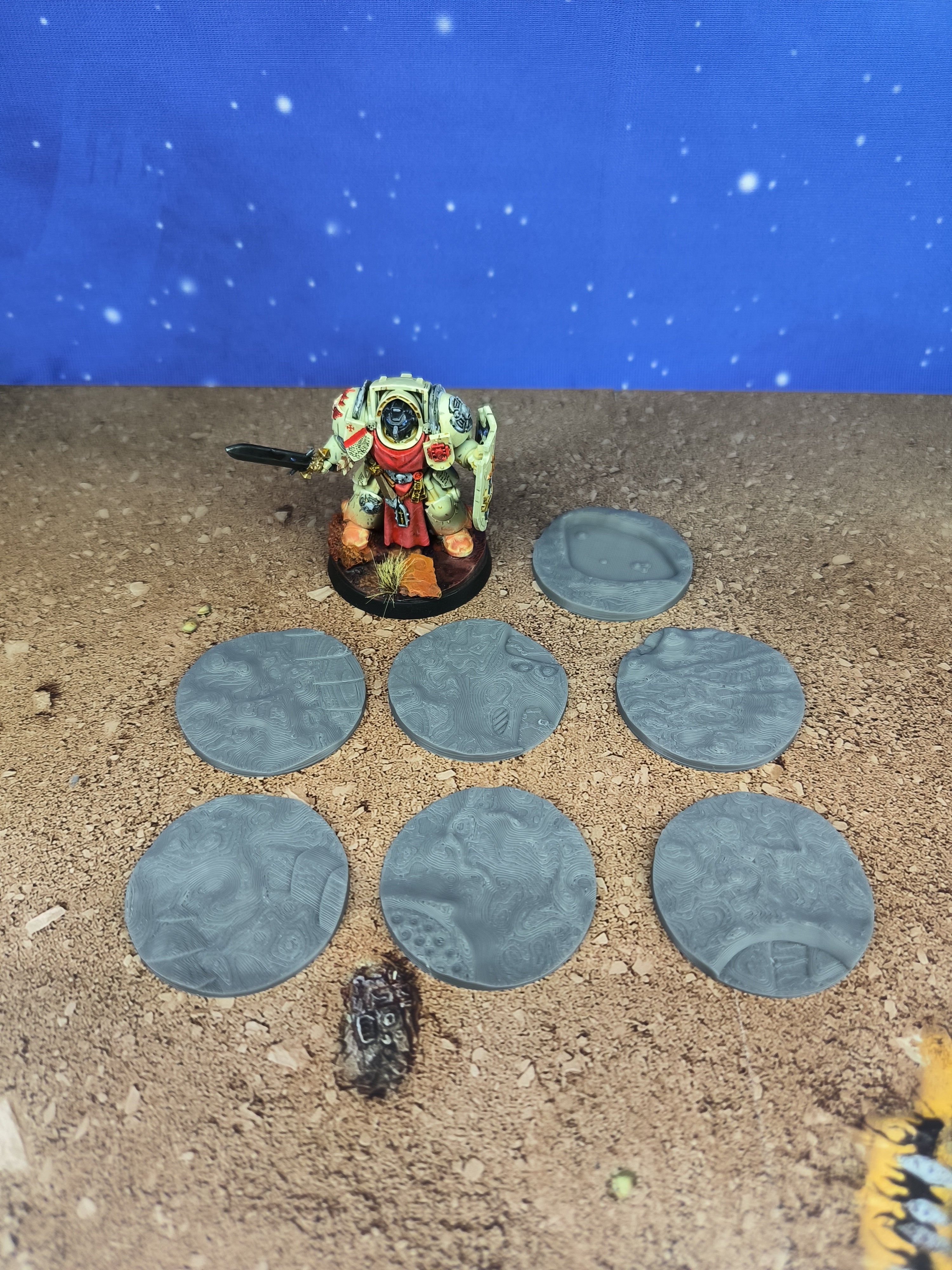 Lost ship : Hiveship Toppers socles 2 en 40mm