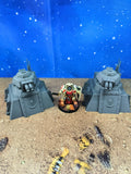 Chapter Outpost : 2 Tourelles défensives de campagne futuriste pour wargame
