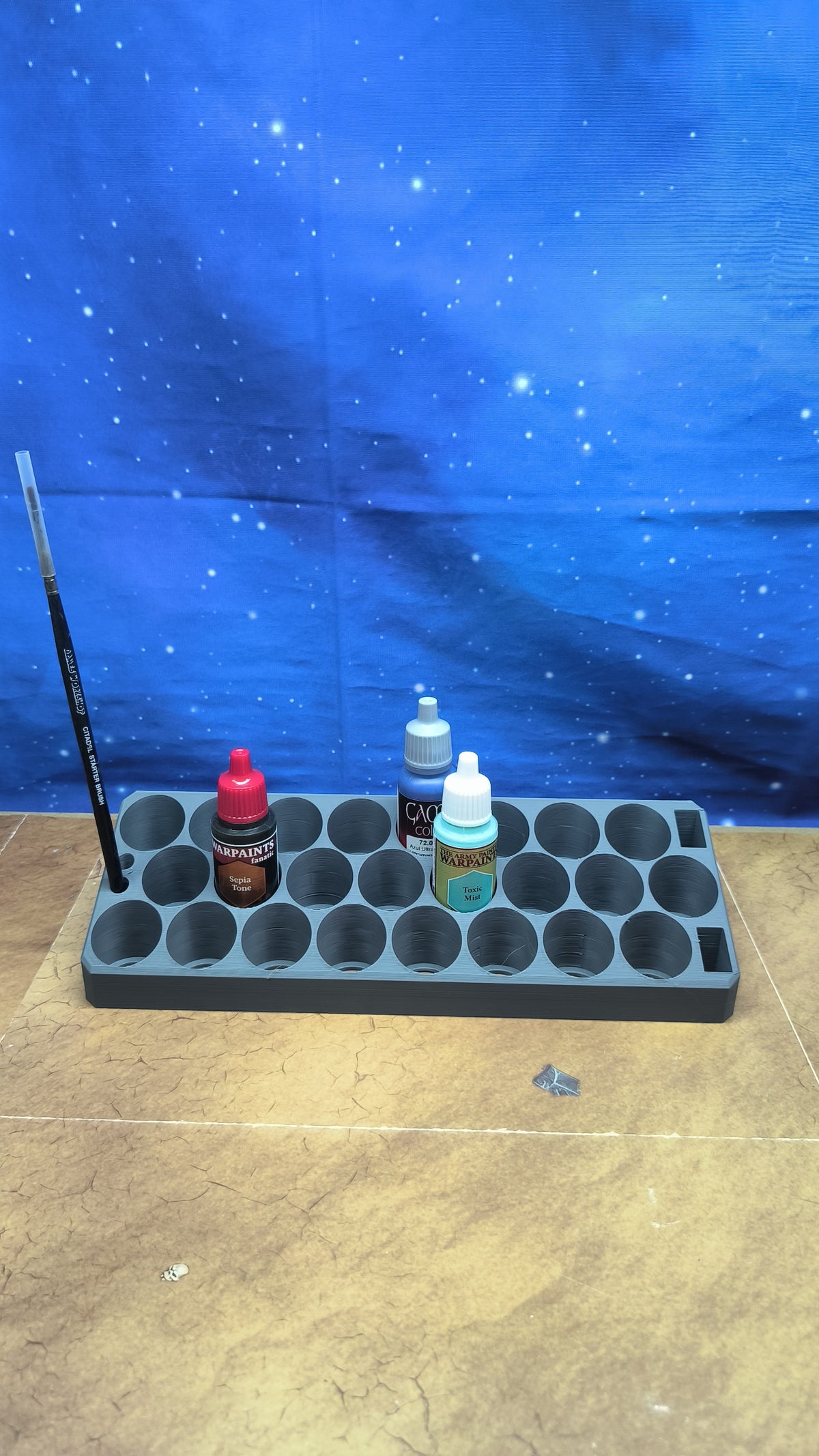 Support peintures Army painter Vallejo : support pour 24 pots de peinture Army painter ou Vallejo