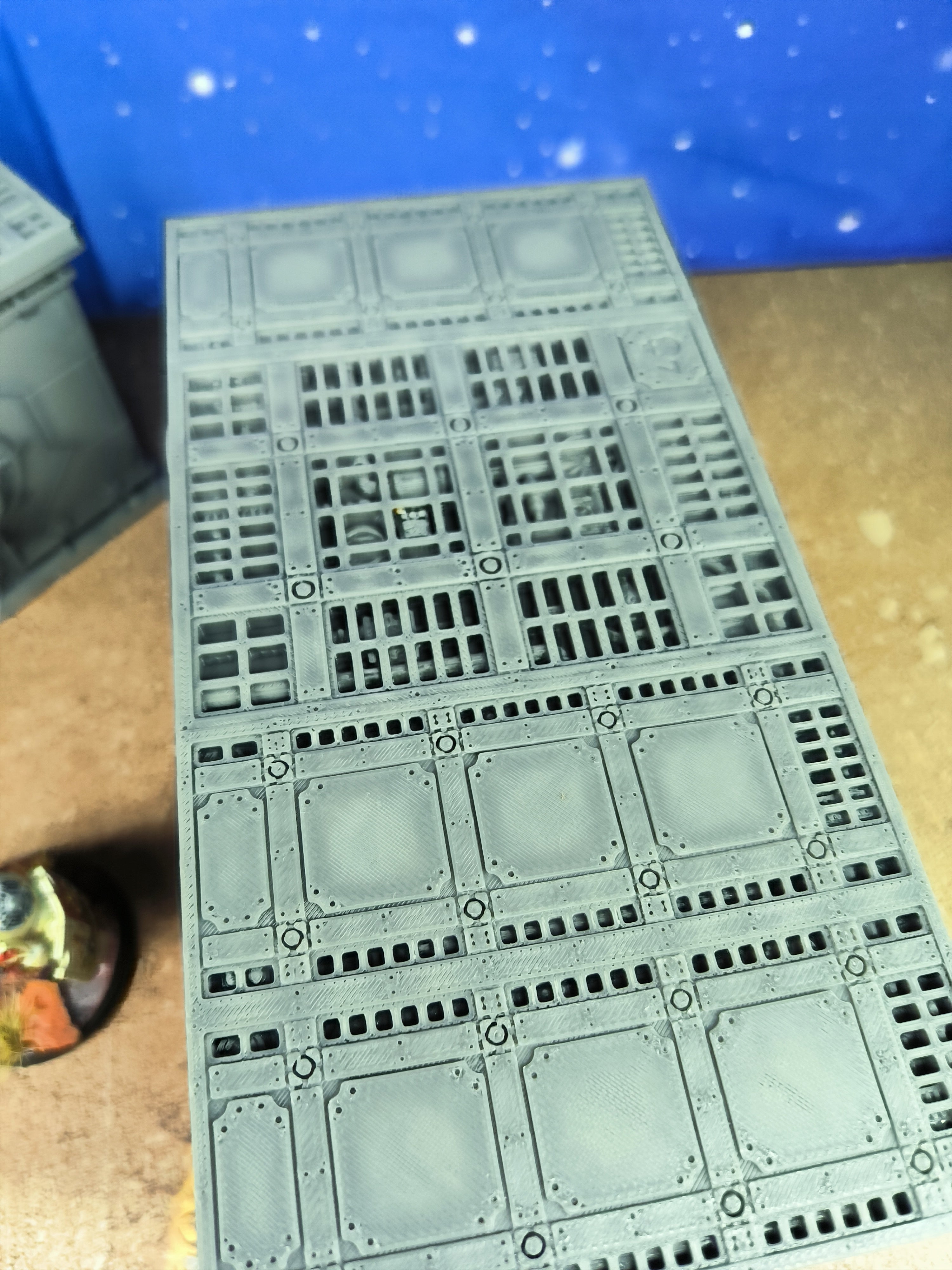 Meca Ferrum : Containers futuristes pour wargame 1