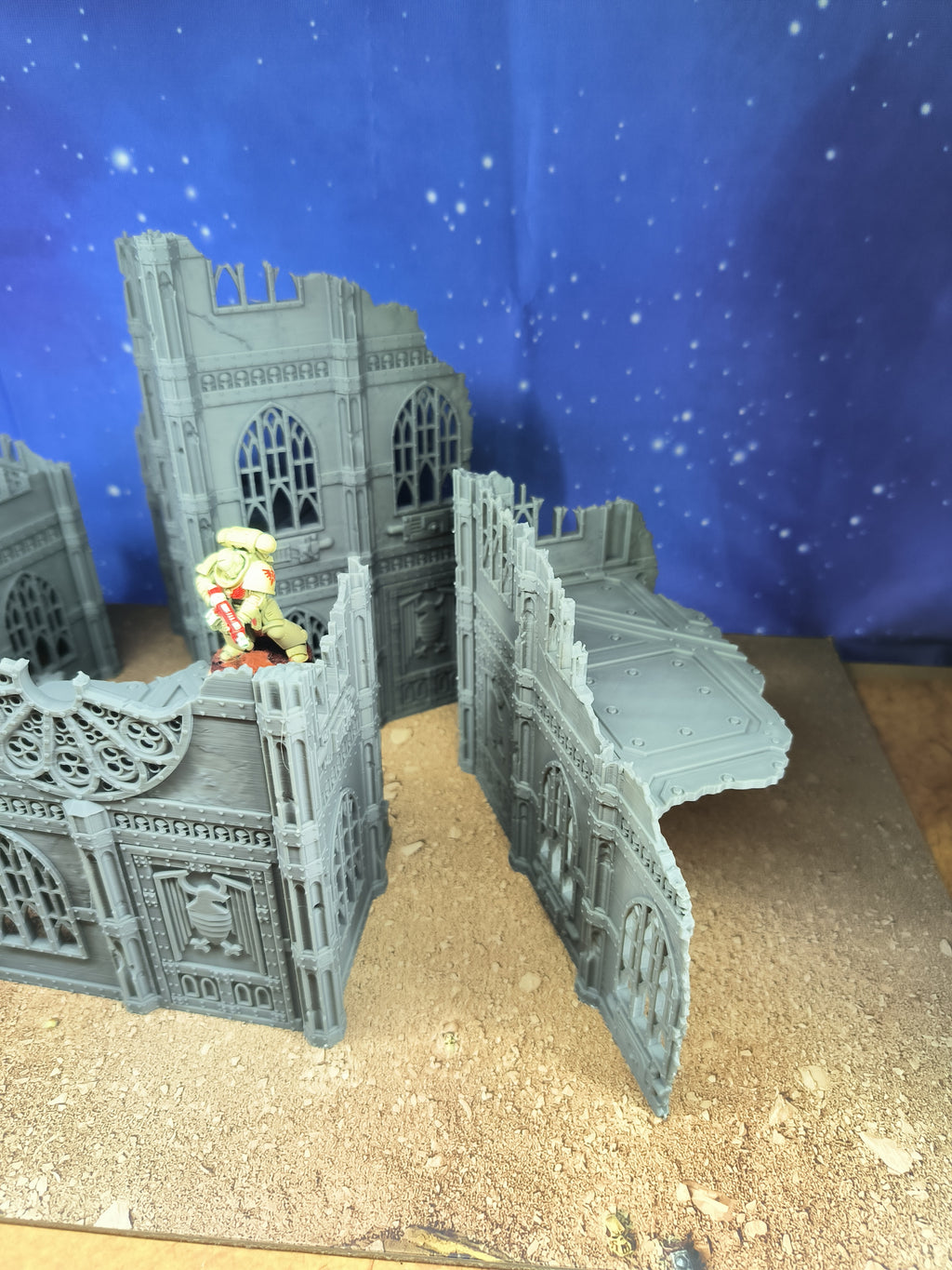 Gothic Foldable V11 : set décors gothiques pliants en ruine pour table de jeu wargame