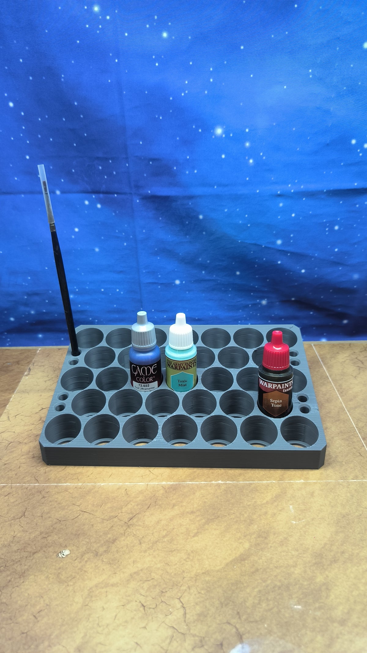 Support peintures Army painter Vallejo : support pour 33 pots de peinture Army painter ou Vallejo