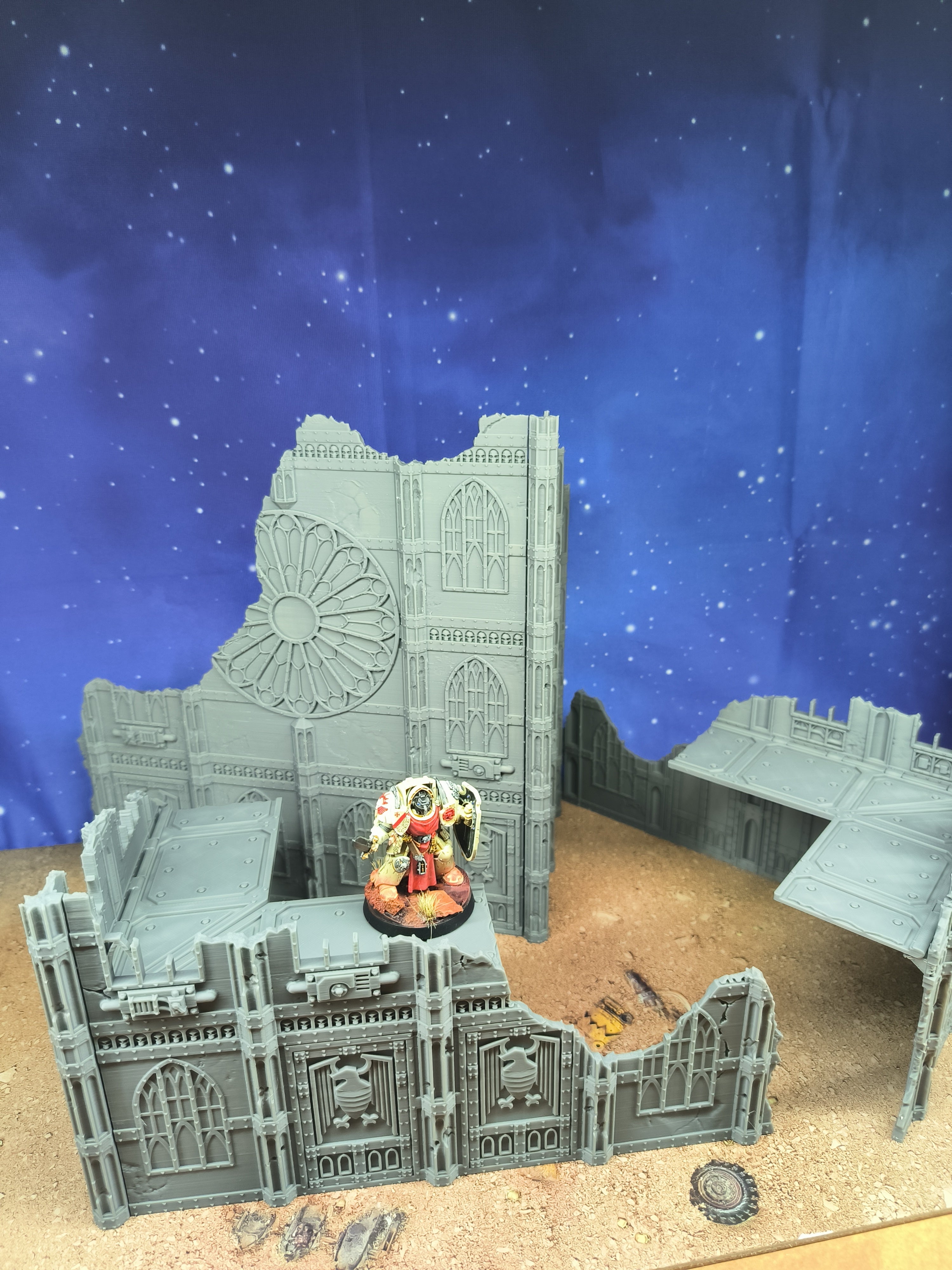 Gothic Foldable : set 3 décors gothiques pliants en ruine pour table de jeu wargame