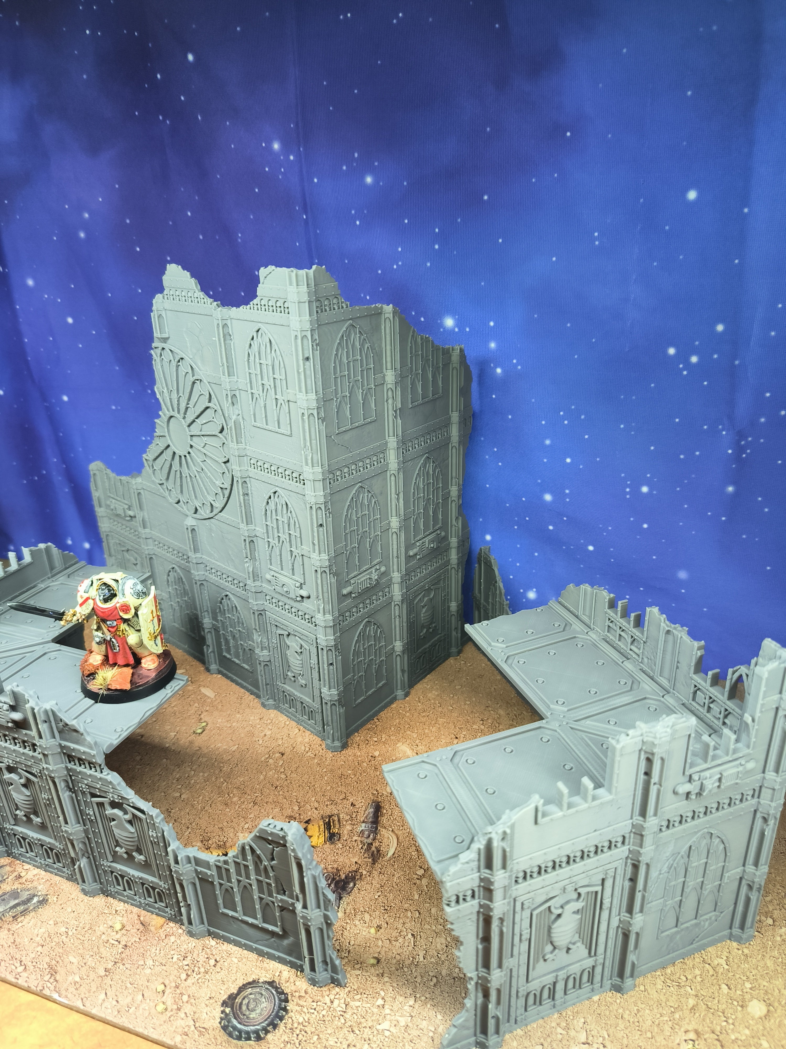 Gothic Foldable : set 3 décors gothiques pliants en ruine pour table de jeu wargame