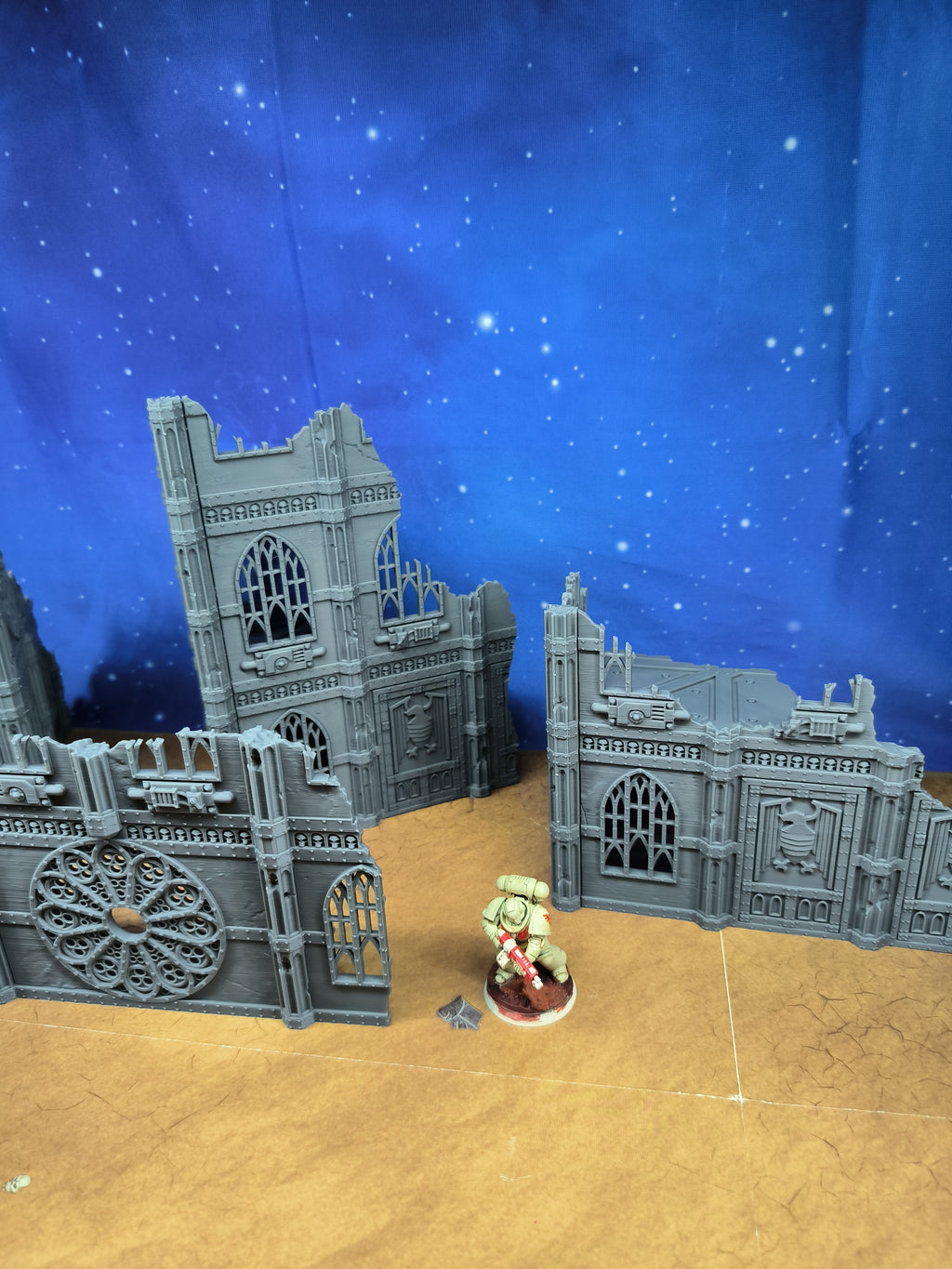 Gothic Foldable V11 : set 4 décors gothiques pliants en ruine pour table de jeu wargame