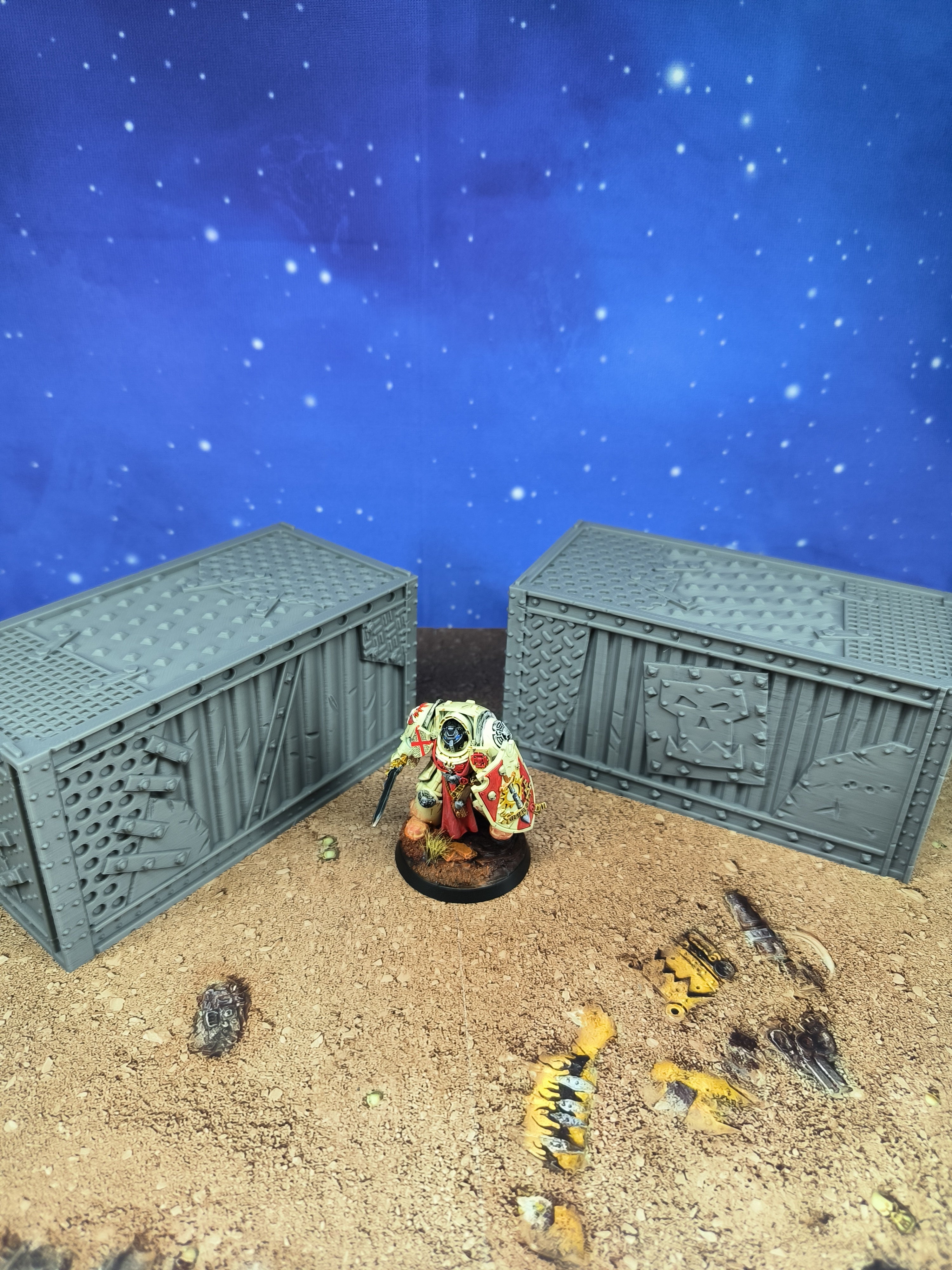 Green skin : duo de containers rafistolé pour table de jeu wargame
