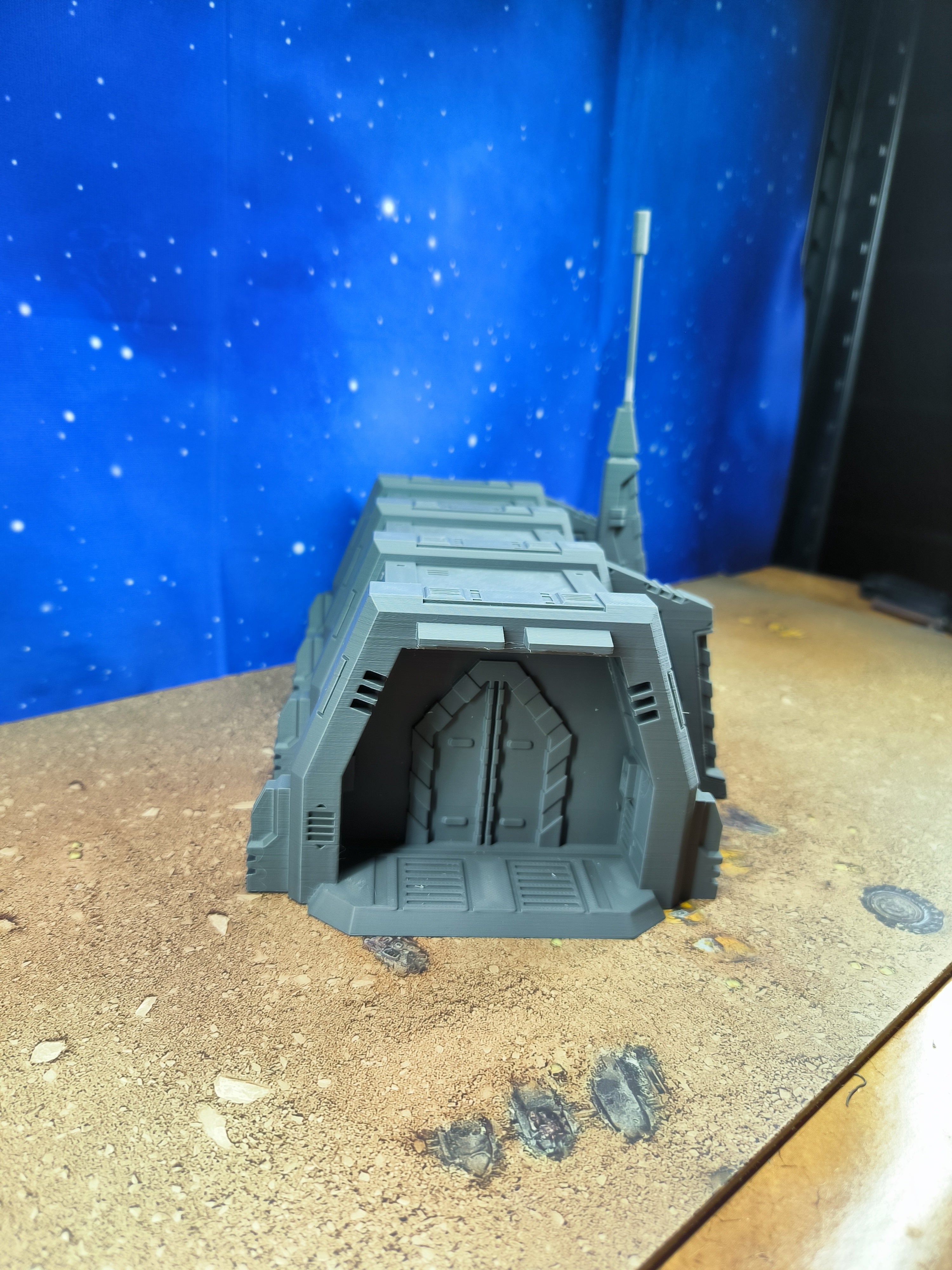 Chapter Outpost : Arsenal de campagne futuriste pour wargame