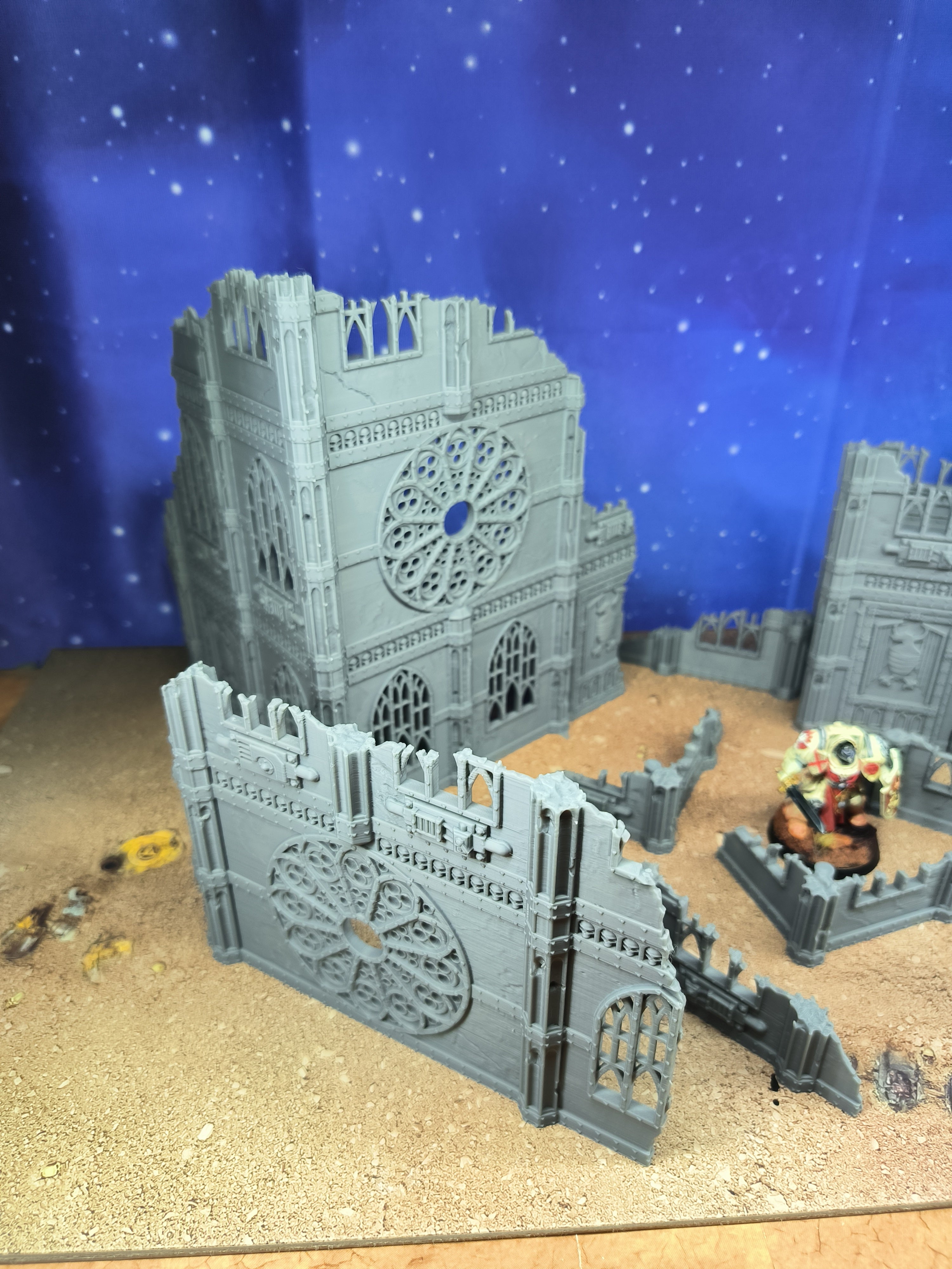 Gothic Foldable V11 : set décors gothiques pliants en ruine pour table de jeu wargame